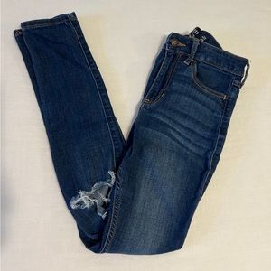 Hollister High-Rise Super Skinny Jeans 00/24 Short